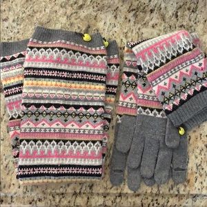 Flash Sale Juicy Couture leg warmers and mittens